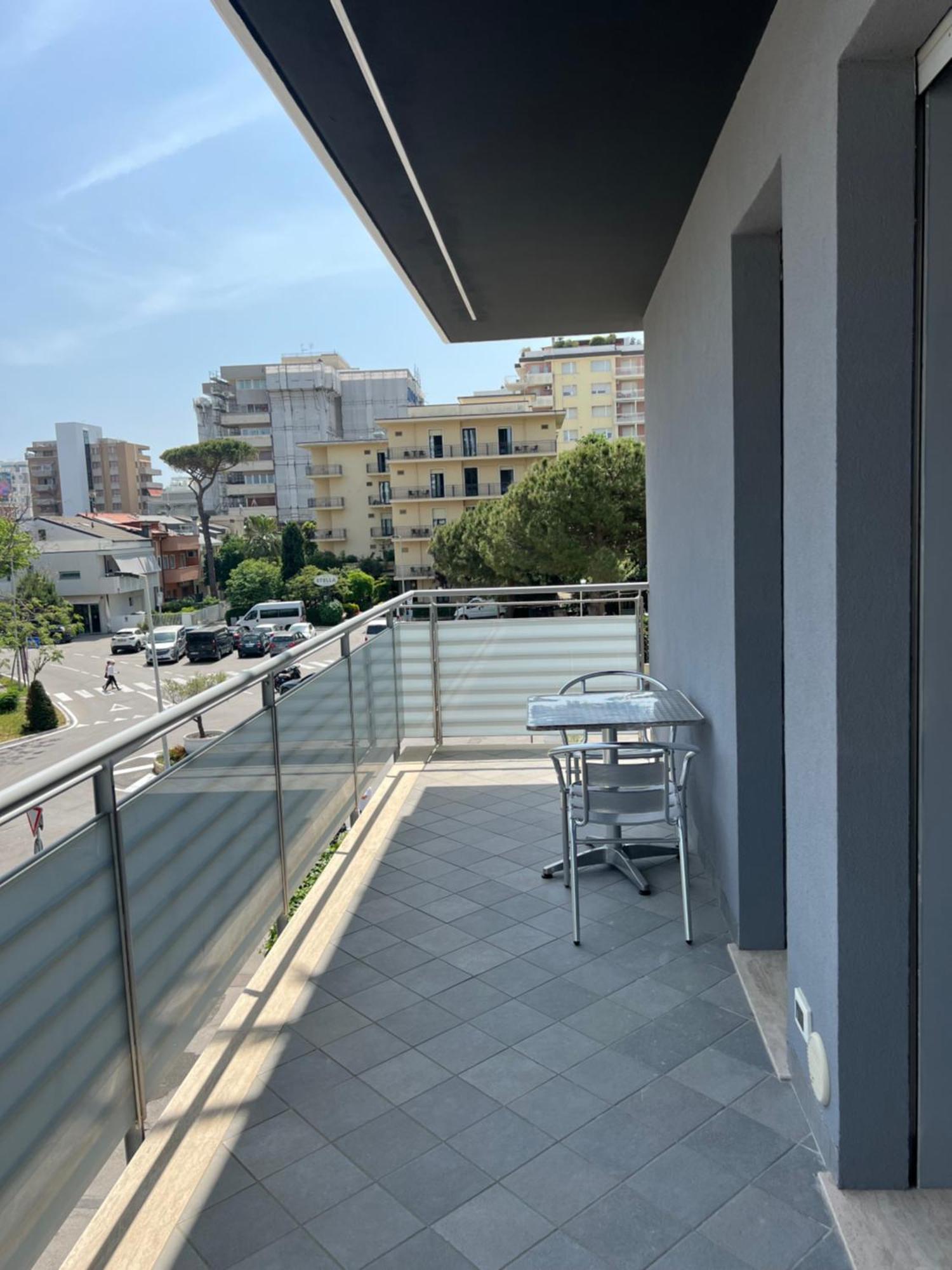 Appartamenti Residence Giardini Riccione Eksteriør billede