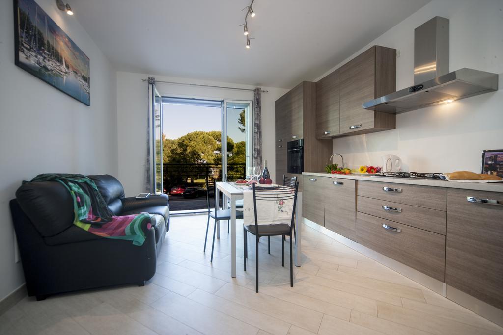 Appartamenti Residence Giardini Riccione Eksteriør billede